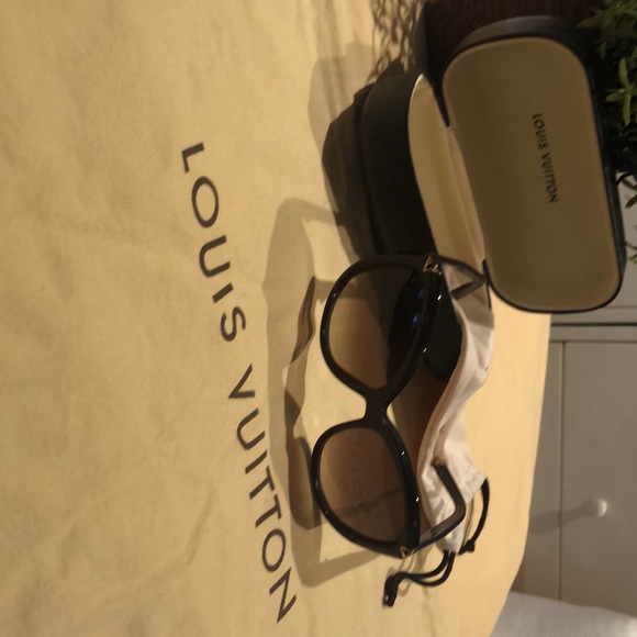 Louis Vuitton brown Hortencia sunglasses - Picture 2 of 16